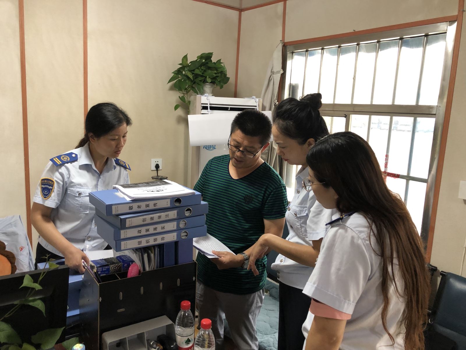 市老齡委到公交集團公交事業(yè)一部檢查“敬老文明號”創(chuàng)建工作